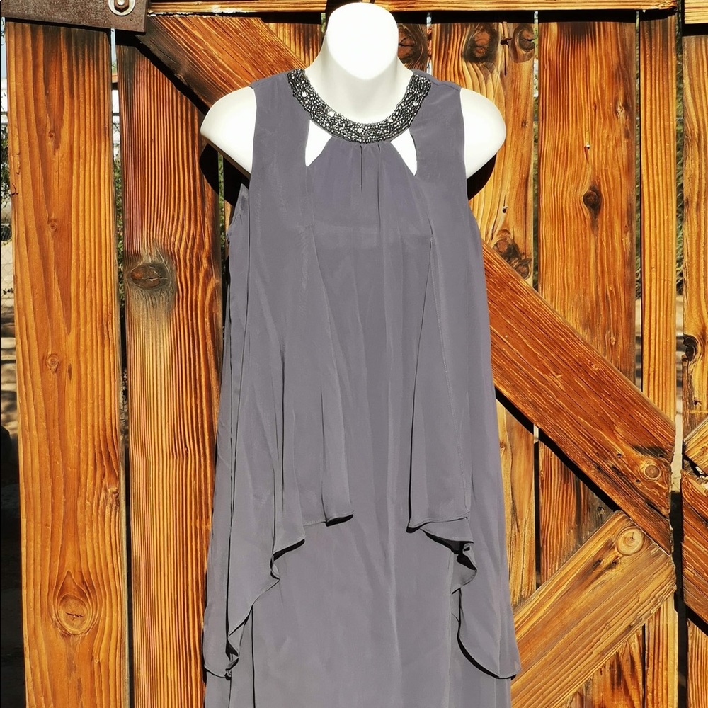 SLNY dress event or evening dress